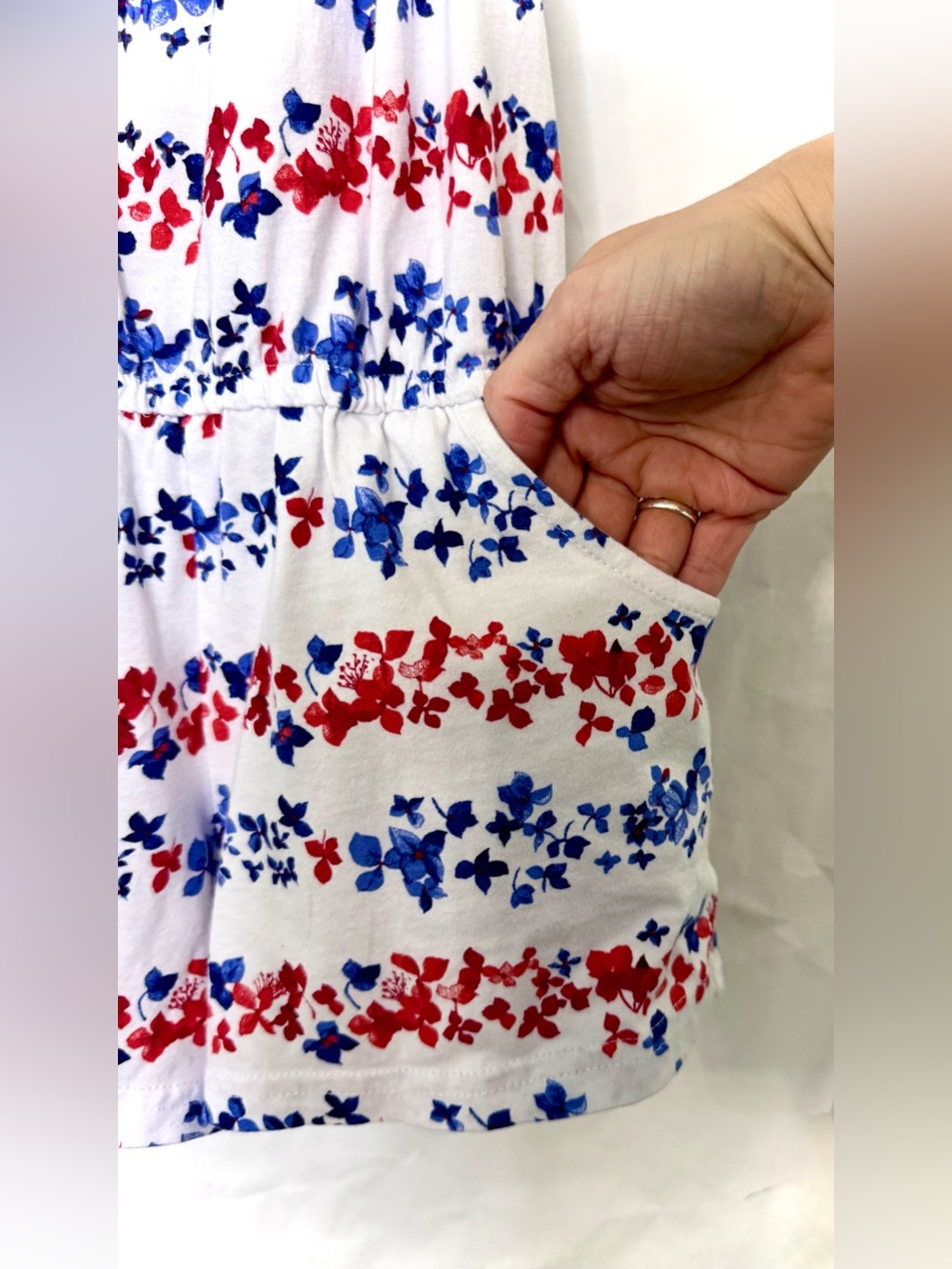 OshKosh B’gosh 4th Of July One Piece With Pockets - Picture 3 of 16